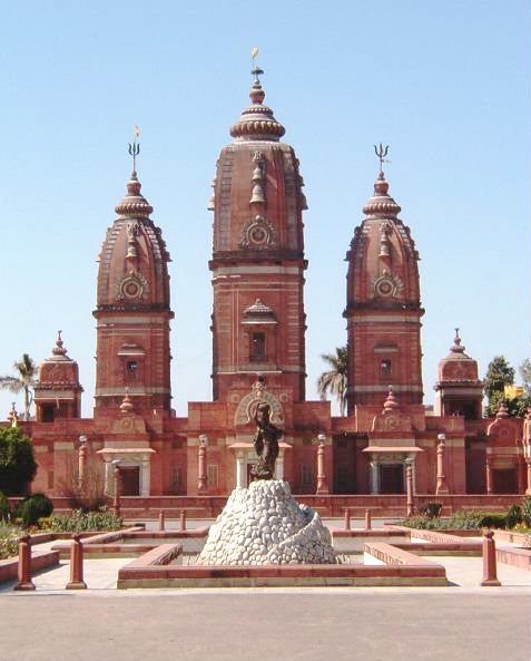 मोदीनगर का लक्ष्मीनारायण मंदिर।